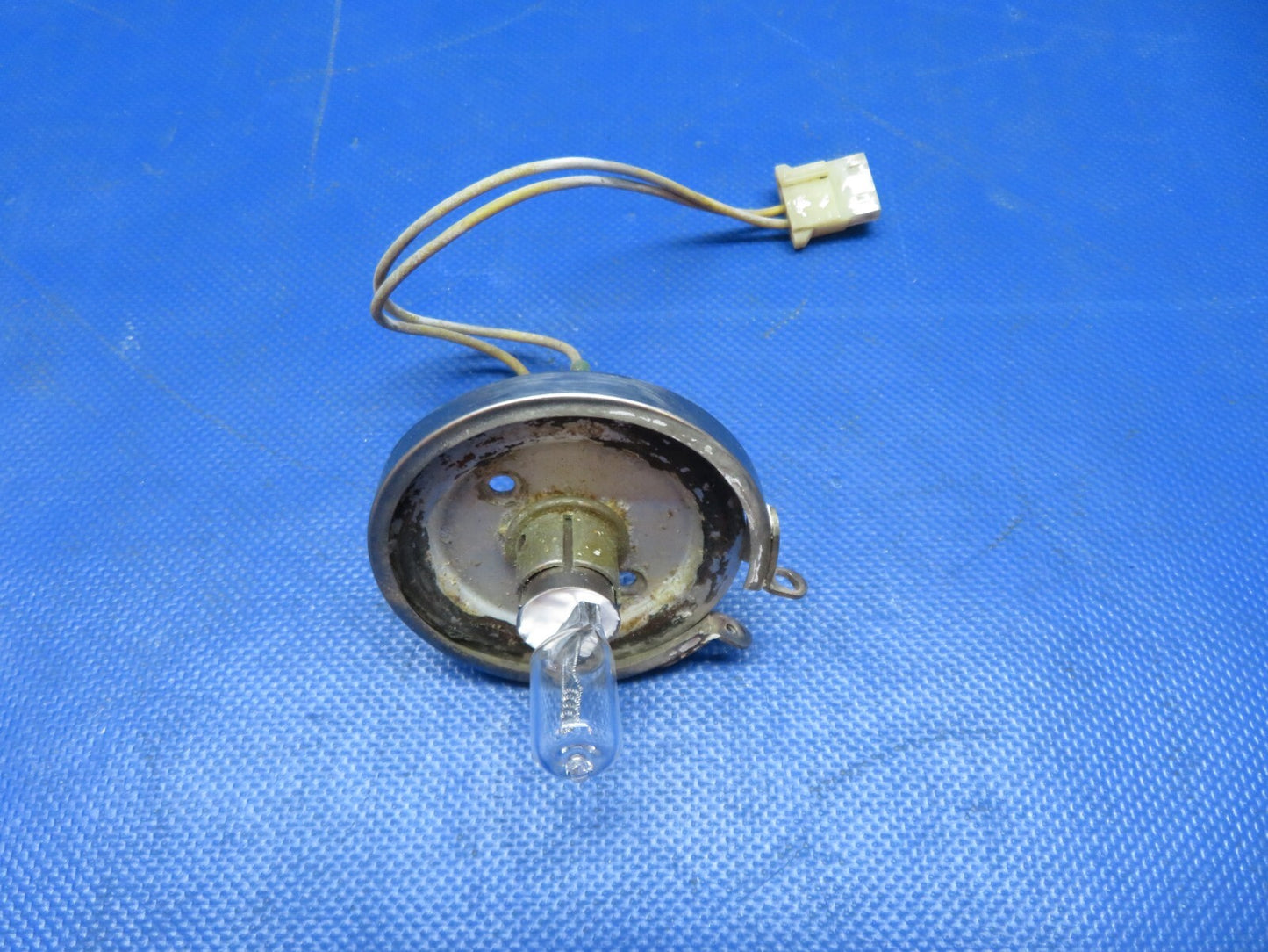 Cessna 172 / 172P Flashing Beacon Light Assy 24v C621001-0102 TESTED (0824-144)4