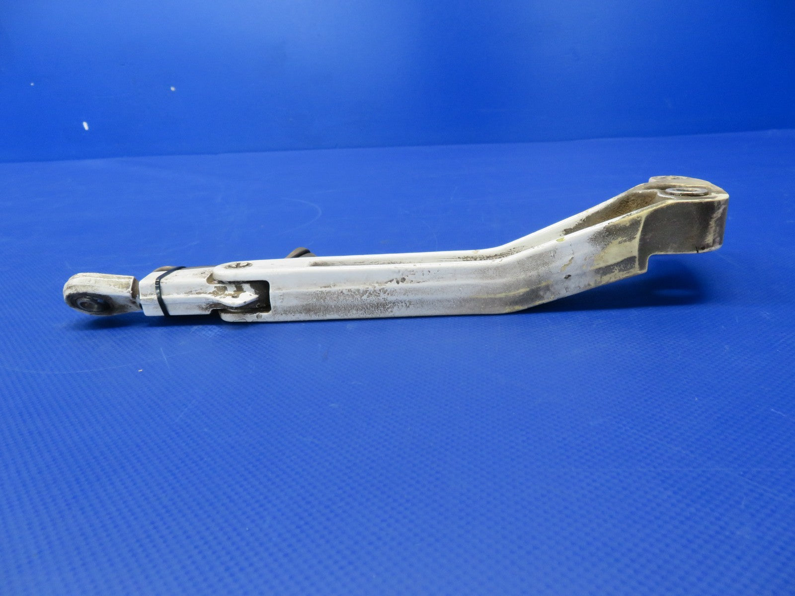 Cessna 421 LH Main Gear Retraction Bellcrank P/N 5041001-1 (0726-421)5