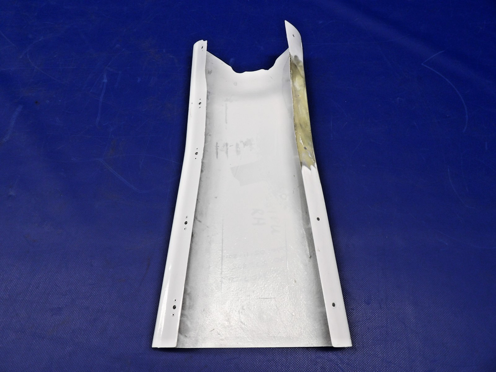 Cirrus RH Wheel Fairing Cover P/N 29017-002 (0326-1250)4