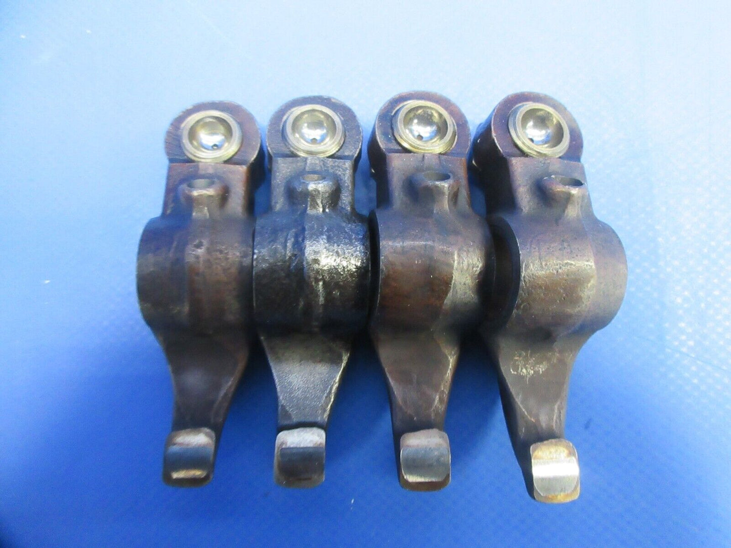 Lycoming O-235-C1 Exhaust Rocker Valve Assy P/N 60831 SET OF 4 (0824-806)
