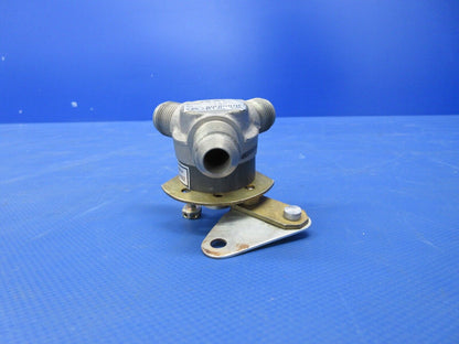 Cessna 337 / P337H Airborne Fuel Selector Valve RH P/N 1516139-3 (0724-1294)