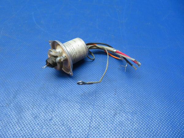 Whelen Tail Strobe Assy P/N A500B-28 TESTED (1024-122)