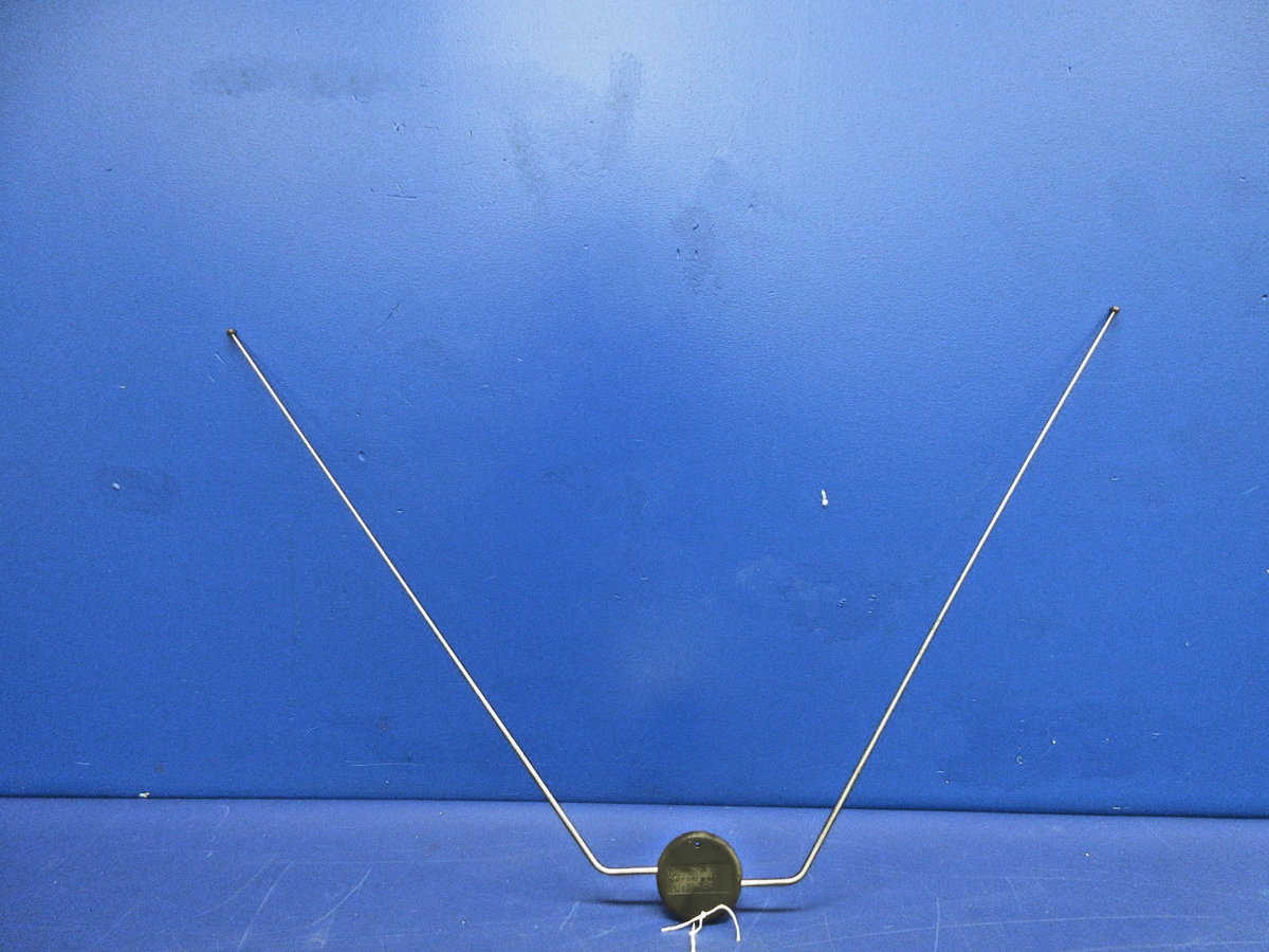 Diamond DA-40 Narco VOR Antenna (0726-2123)1