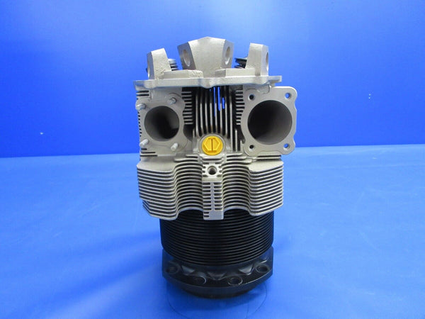 Continental TSI0-520 Cylinder P/N 658552A1 NEW OLD STOCK  (0424-1244)
