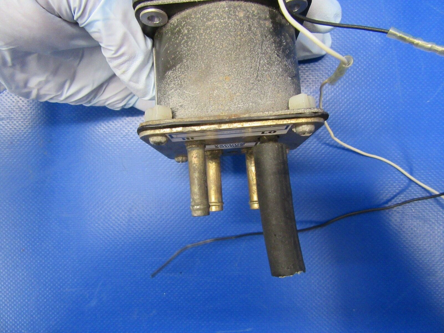 Beech Baron 95-B55 Airborne Suction Gauge P/N 1G9-36 (0918-98)