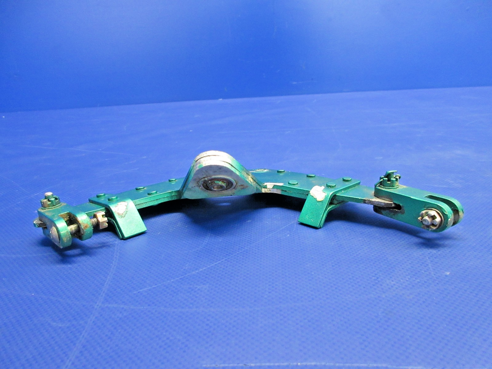 Cessna 310 / 310I Rudder Bellcrank P/N 0831325-1 (0326-889)4