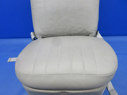 Piper PA-23-250 Aztec Center Seat Assy RH P/N 16481-03 (0624-1353)