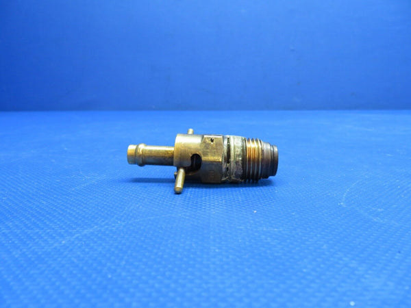 Piper PA-28-140 Cherokee Curtis Oil Drain Valve P/N CCB-37000 (0724-1897)