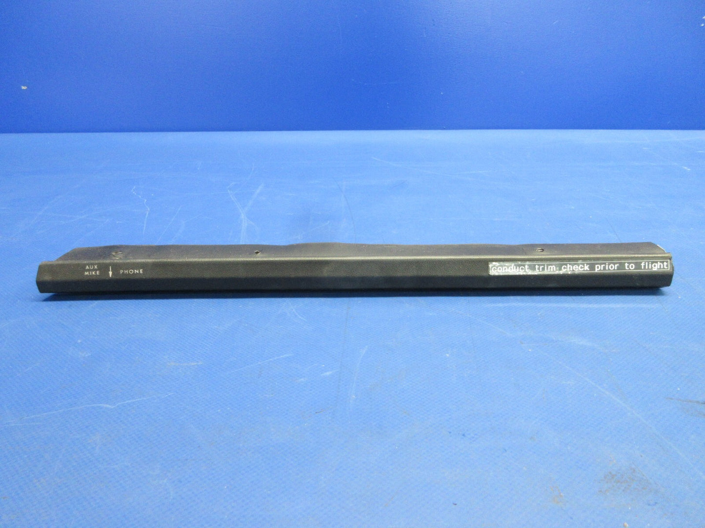 Cessna 337 / P337H Instrument Panel Safety Pad LH & RH P/N 1514130-4 (0724-1319)5