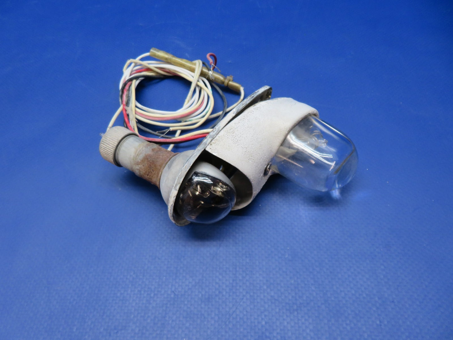 Piper Wing Tip Position Lights w/ Strobes & Shields 472-665 TESTED (0326-178)11