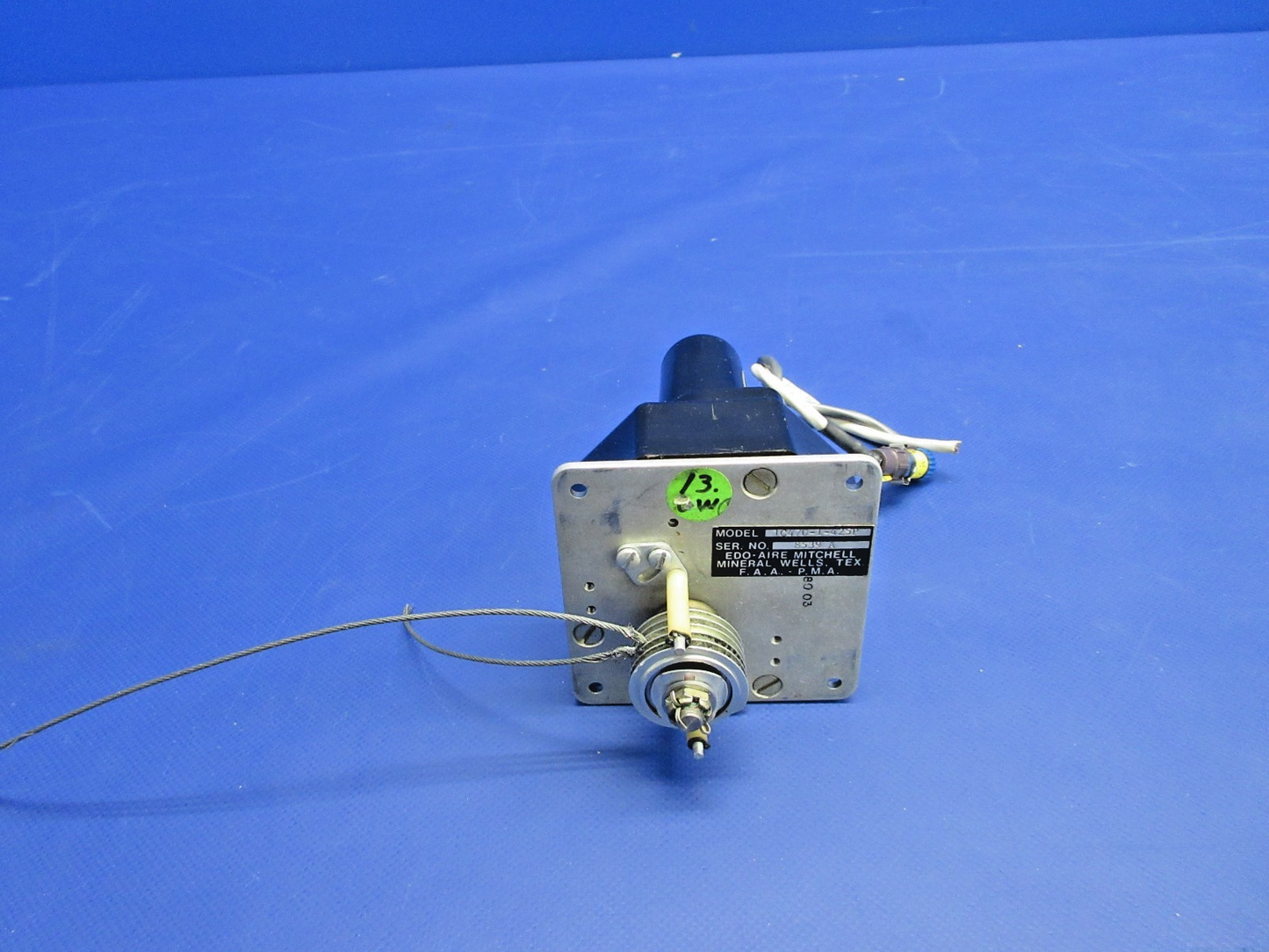 Beech D95A Travel Air Edo-Aire 1C470-1-425P Mitchell Pitch Servo (0326-752)0