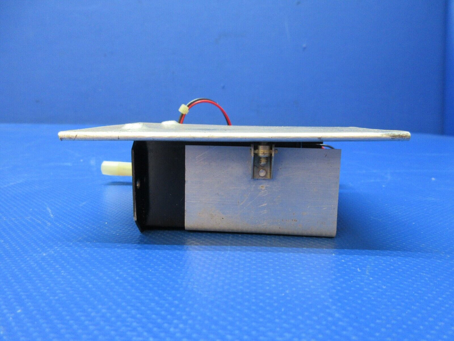 Davtron Outside Air Temperature Indicator w/ Probe P/N M301F UTT (0924-1404)