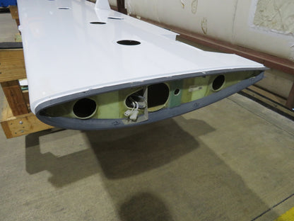 2001 Diamond DA-40-180 Right Hand Wing S/N 40.044 (0326-98)10