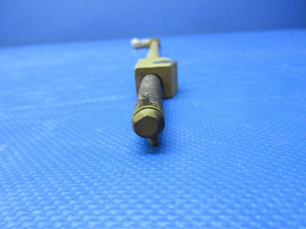 Cessna 210 Seat Adjust Screw Assy P/N 0514027-30 (0924-1446)