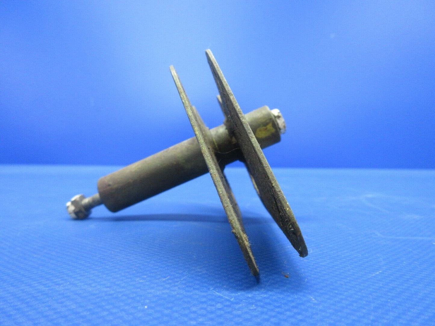 Cessna Aileron Bellcrank Assembly LH P/N 0523223 (0324-1112)