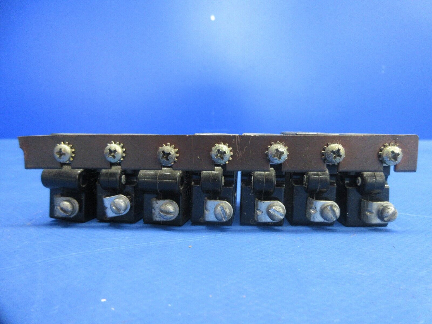 Piper PA-28-161 Warrior Circuit Breaker Set P/N 435-205-103 (0824-1020)