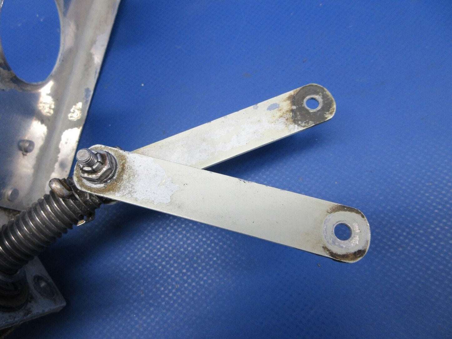 Piper PA-28-181 Archer Stabilator Trim Rib & Shaft Assy P/N 65246-00 (0624-2053)