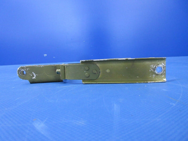 Piper PA-34-200T Seneca II Stabilator Trim Link Assy P/N 96003-00 (0524-1932)