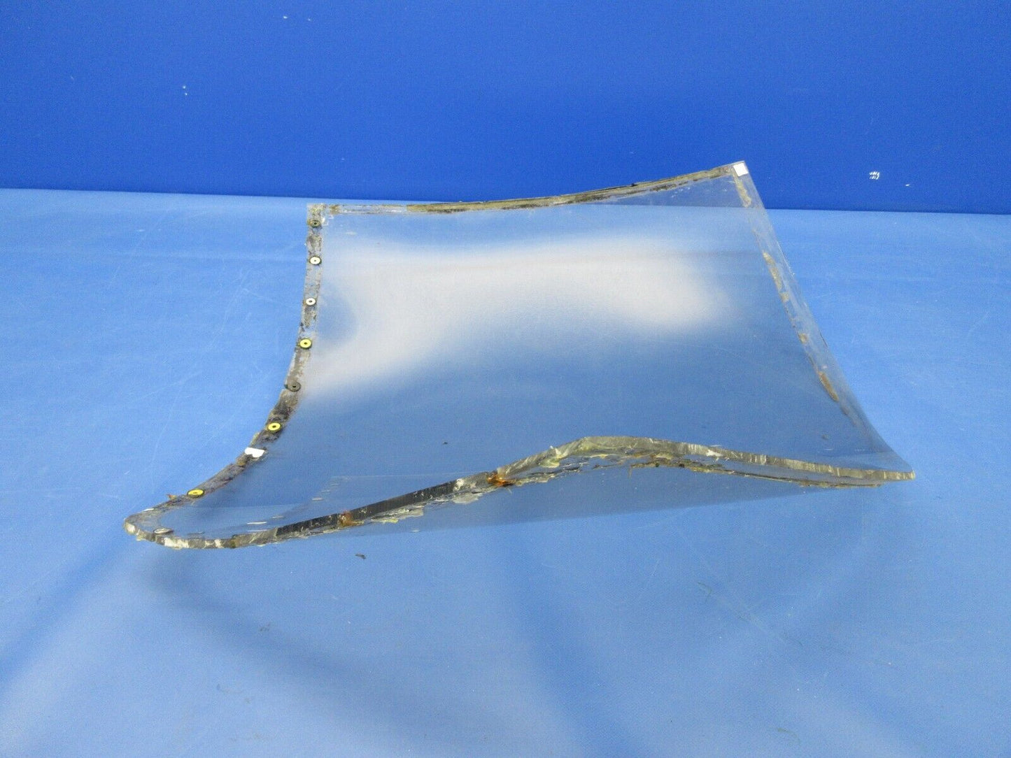 Piper PA-23-250 Aztec Windshield Assy LH P/N 19512-04 (0624-2049)
