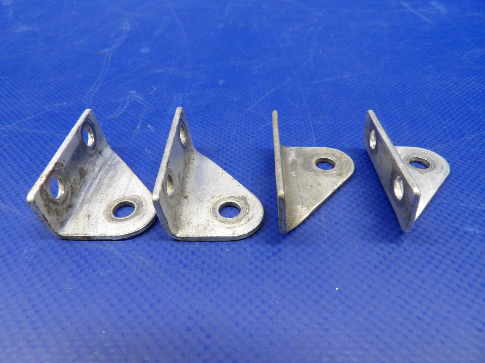 Cessna 172 Seatbelt Attach Fittings P/N 0510205-9 & -10 / SET OF 4 (0626-1501)4