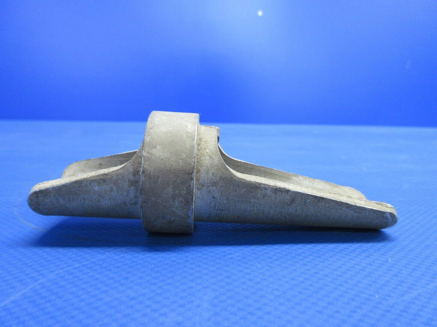 Beech Jack Adapter P/N 35-590006 (0424-1316)