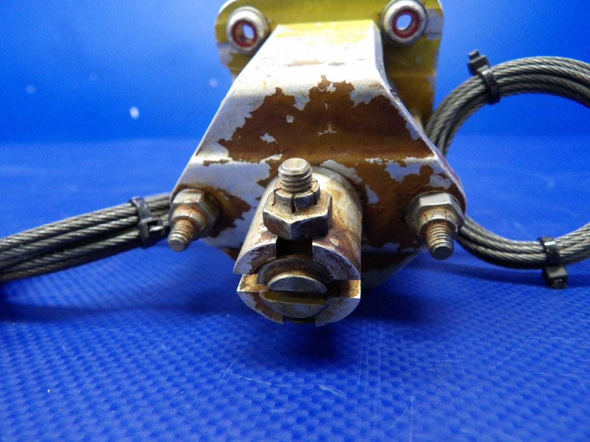 Piper PA-31T1 Cheyenne Aileron Trim Tab RH Screw P/N 48809-02 (0626-1375)6