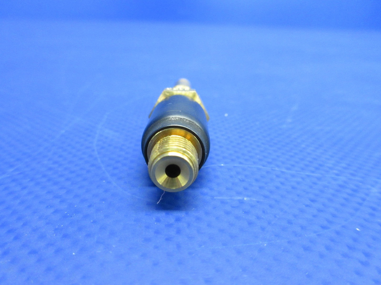 Continental Tuned Fuel Nozzle Cylinder #3 P/N 632147-3183 NOS (0426-722)5