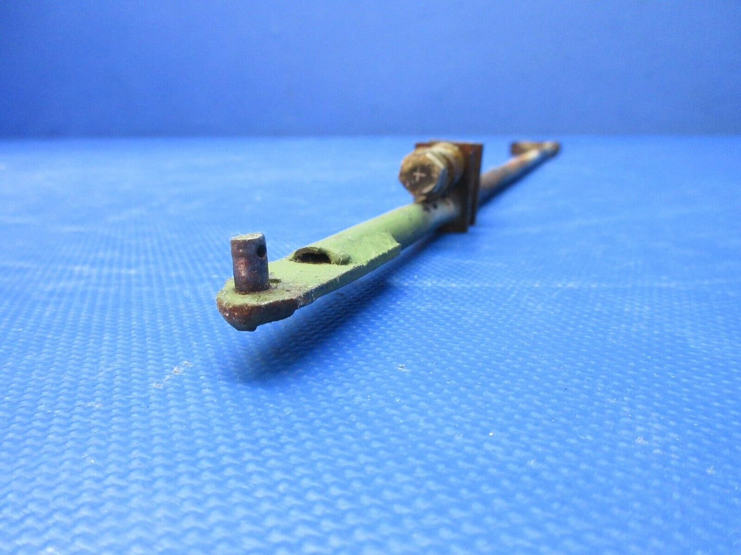 Piper PA-28-181 Archer Cabin Door Latch Tube Assy P/N 79515-06 (0924-1444)
