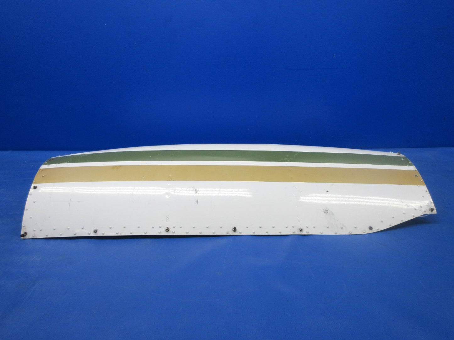 Piper PA-34-200T Seneca II LH Cowl Side Panel P/N 78726-02 (1124-820)12