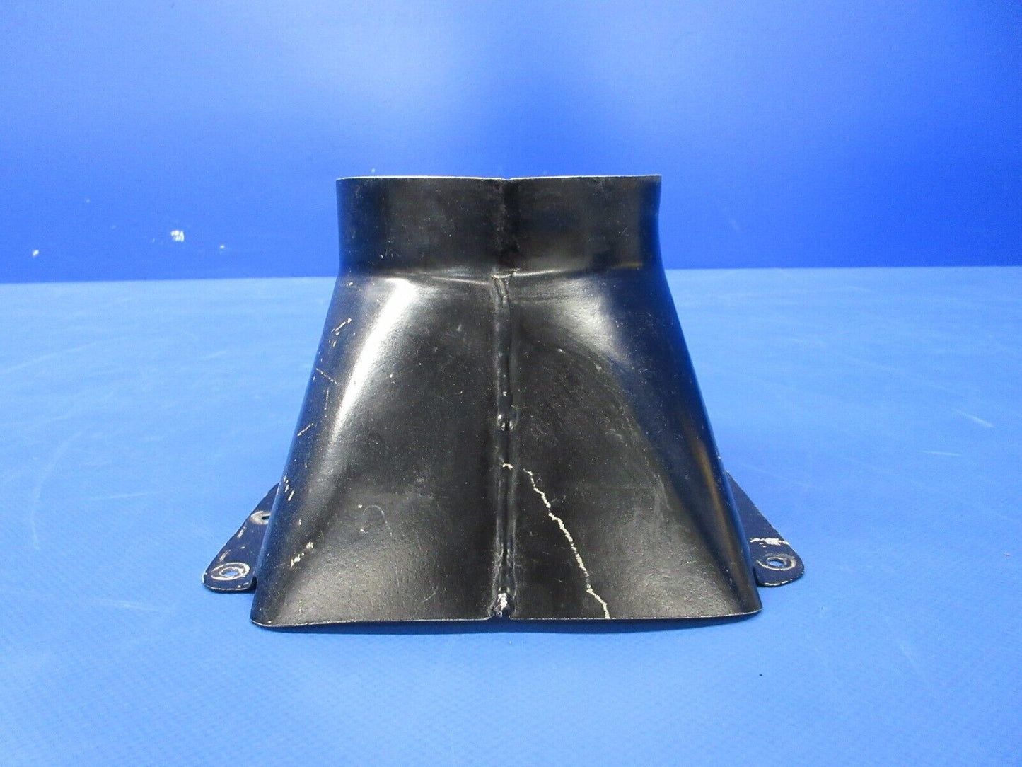 Piper Navajo Lycoming IO-540 Oil Cooler Duct Assy P/N 52779-00 (0824-2083)