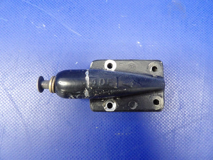 Piper Cheyenne Cabin Door Snubber Attachment Bracket P/N 48348-00 (0626-1349)0