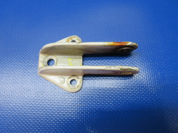 Bell 47J-2 Helicopter RH Cabin Door Upper Hinge Half P/N 47-364-029-4(1124-1461)