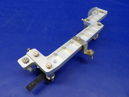 Cirrus SR22 Yoke Bearing Mount LH P/N 14938-001 (0926-1208)7