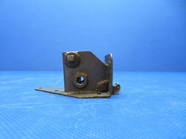 Cessna 337 / P337H Skymaster Lower Rear Door Latch Assy PN 1511408-16 (0824-192)