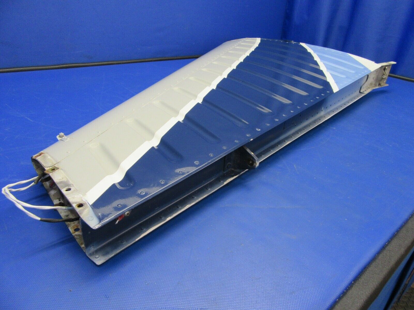 Piper PA-32-300 Vertical Fin / Stabilizer P/N 63500-08, 63500-008 (0821-203)