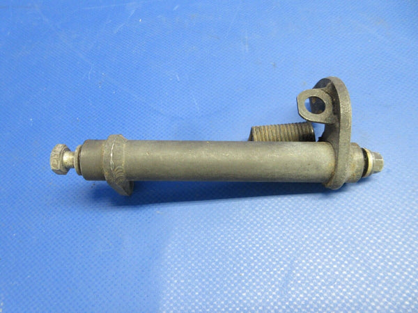 Cessna 210 Nose Gear Uplock Assy Bellcrank & Hook P/N 1243025-3 (0524-1986)