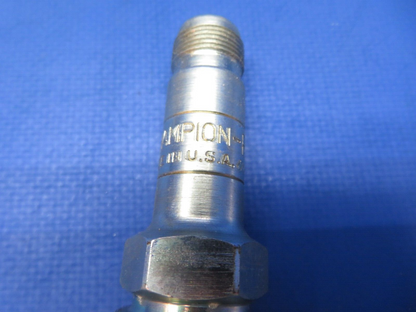 Champion REB37N SPARK PLUG NEW OLD STOCK LOT OF 2 (0923-553)