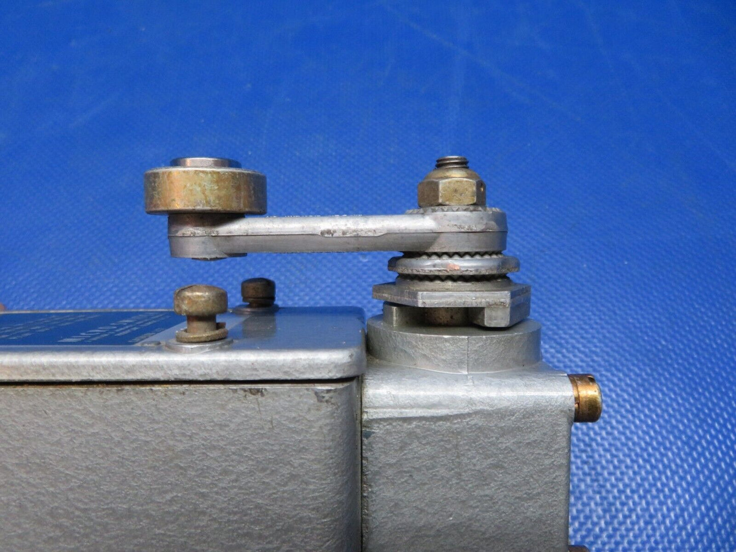 Honeywell Precision Limit Switch P/N 51ML1 WARRANTY (0424-238)