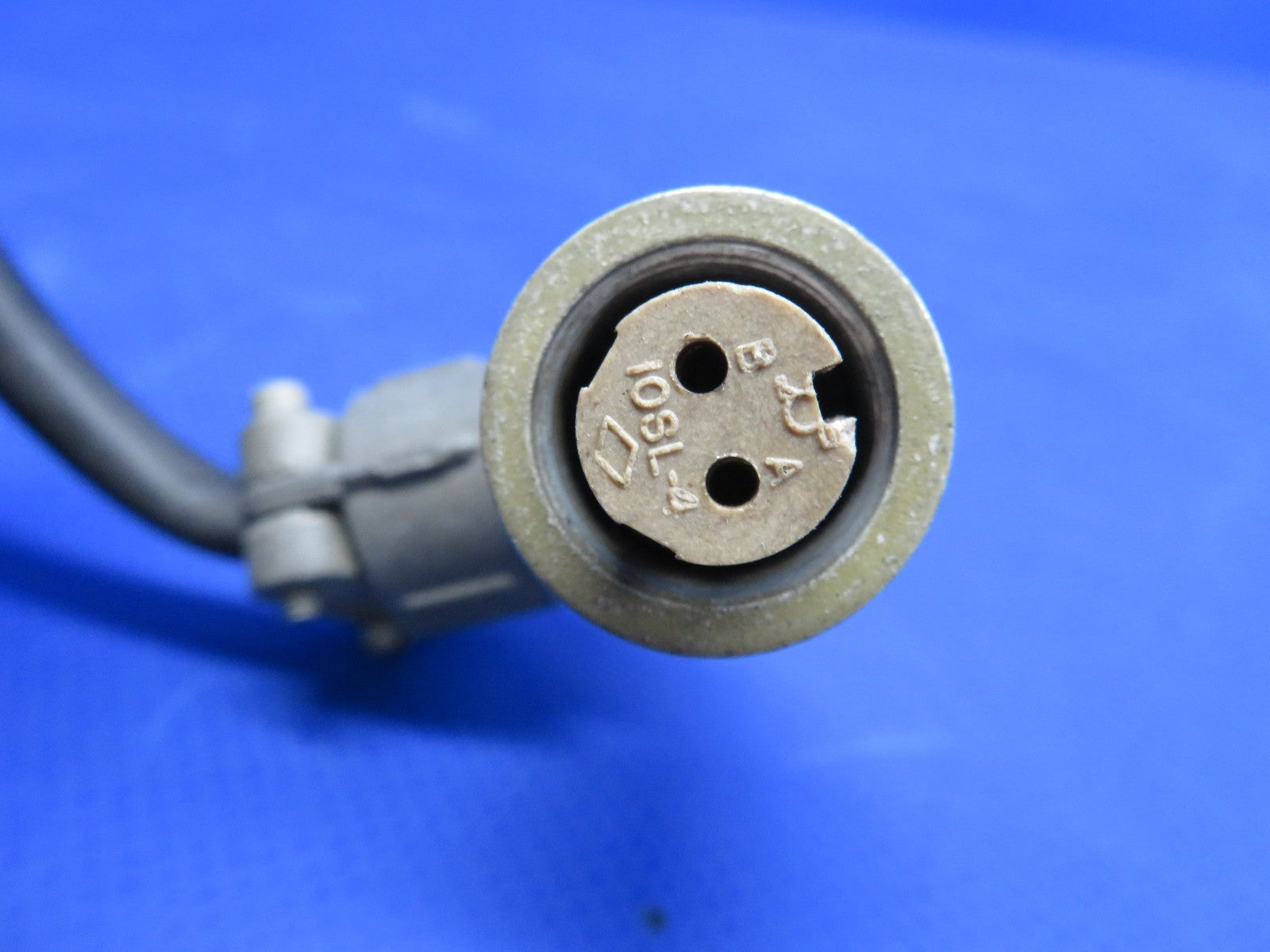 Cessna 421 Airesearch Solenoid Valve P/N 13104 TESTED (0826-401)8