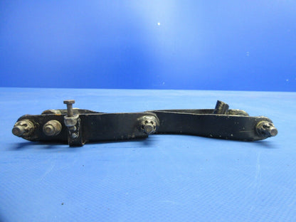 Bellanca 17-31A Viking RH Main Gear Nutcracker Assy P/N 194345-10 (0924-812)