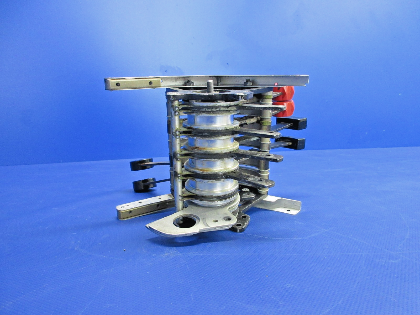 Cessna 310 / 310I Engine Control Quadrant P/N 0861201-1 (0326-938)8