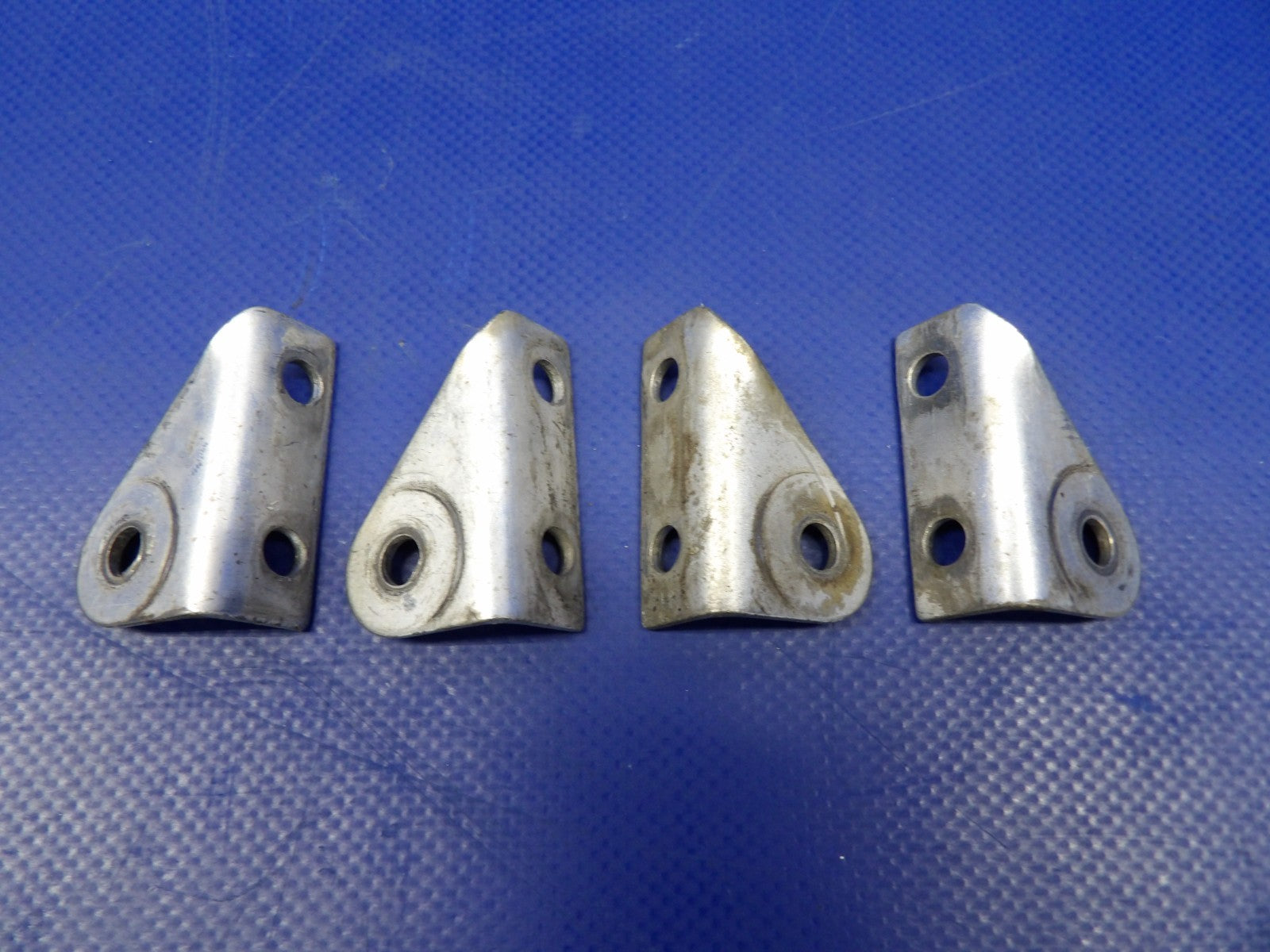 Cessna 172 Seatbelt Attach Fittings P/N 0510205-9 & -10 / SET OF 4 (0626-1501)5