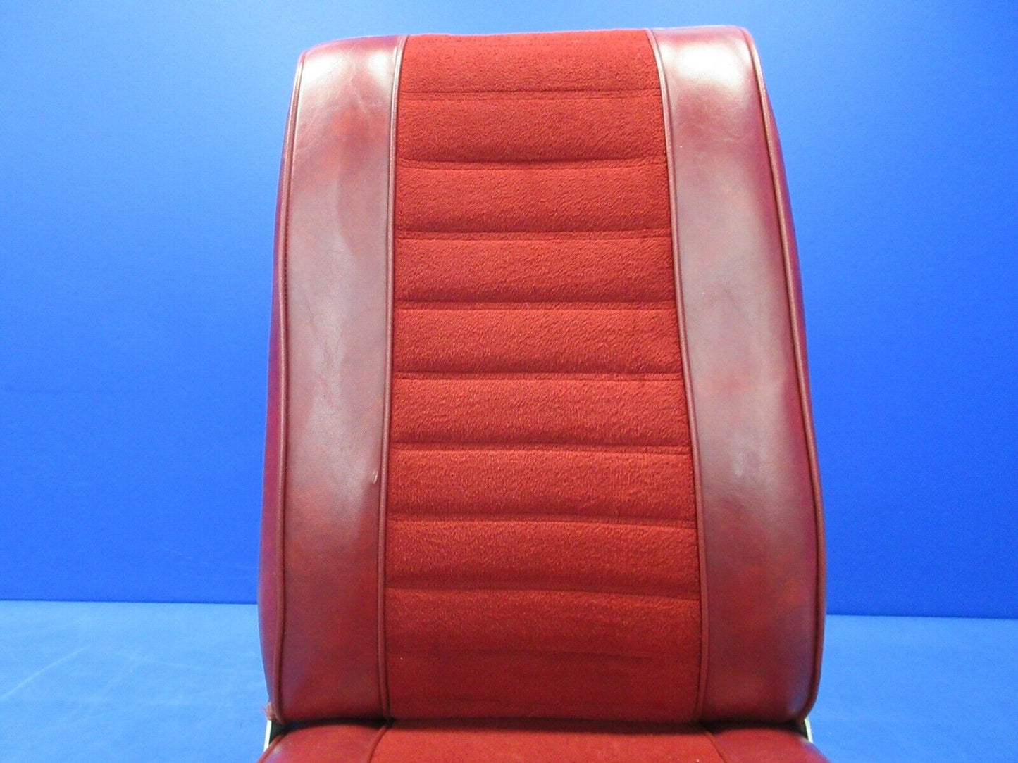 Mooney M20 / M20C Pilot Front Seat Assy P/N 140040-505 (1024-1310)
