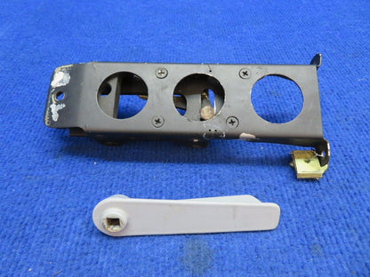 Socata TB-10 Rear LH Box Assy Door Latch Mechanism P/N 25025002 (0722-352)