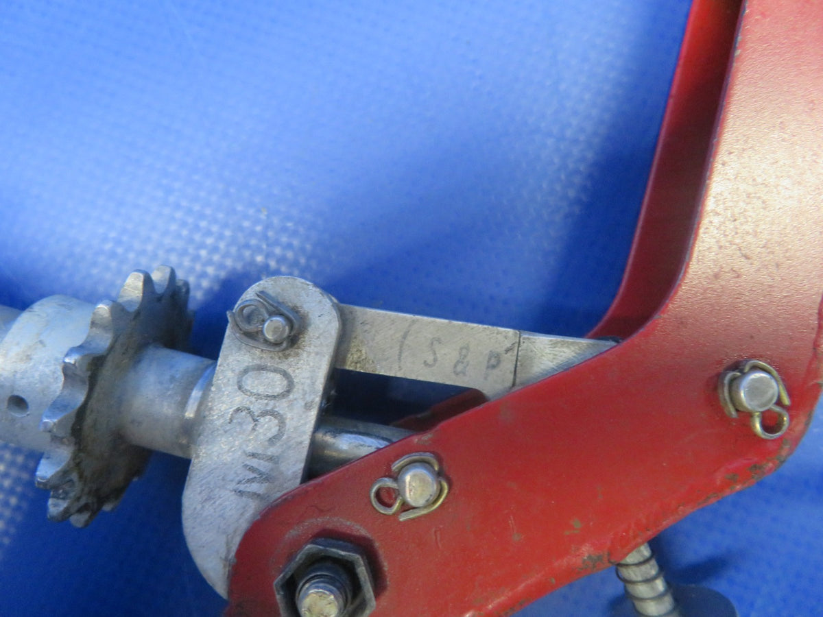 Cessna 421 Landing Gear Manual Extension Crank P/N 0843400-57 (0726-405)7
