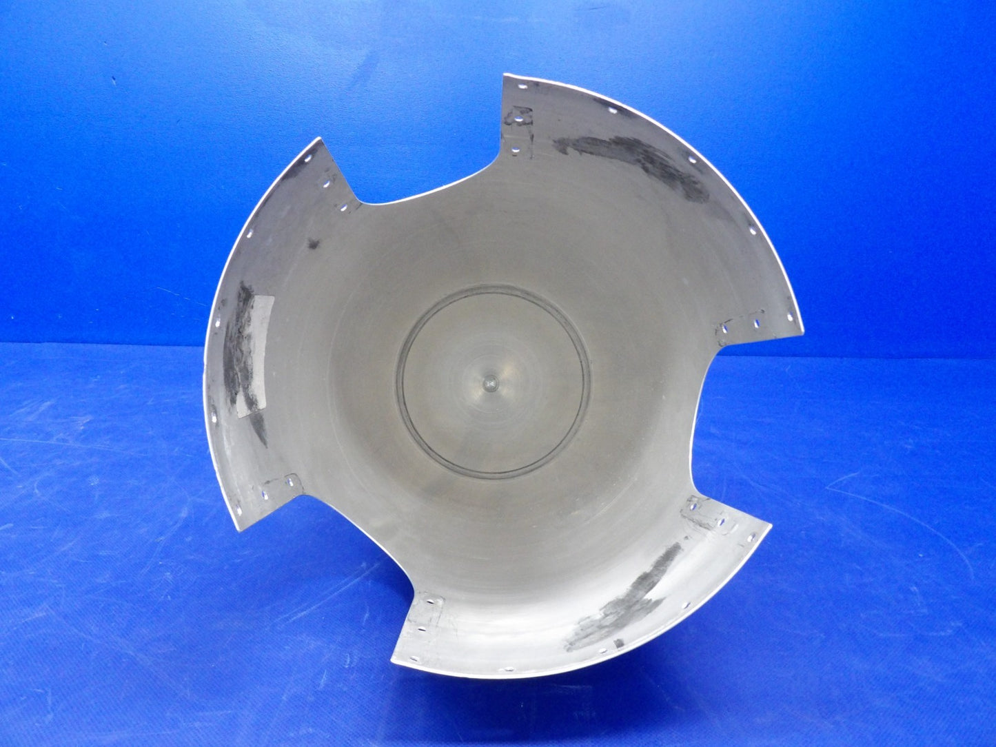 Cessna 421 McCauley 3-Blade Propeller Spinner P/N D3573 (0726-2082)6