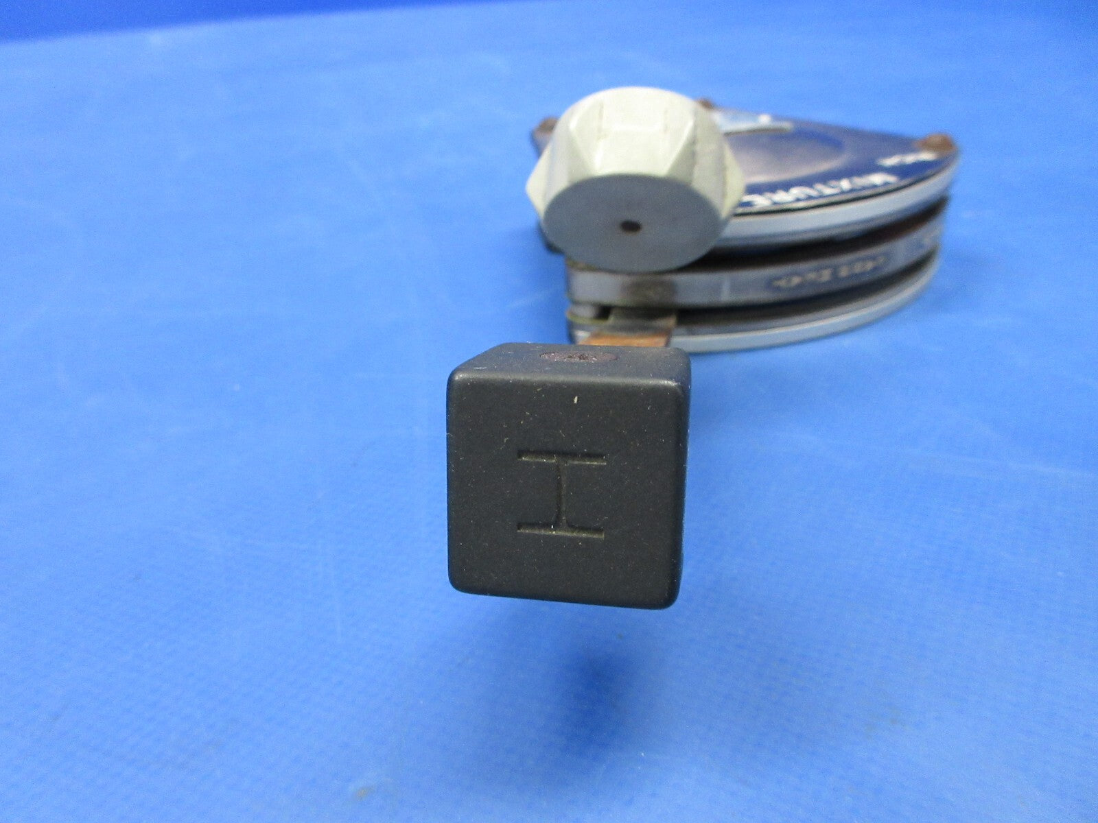 Bell 47J-2 Carburetor Heat & Mix Control Quadrant P/N 3L2294-15 (1124-1364)5