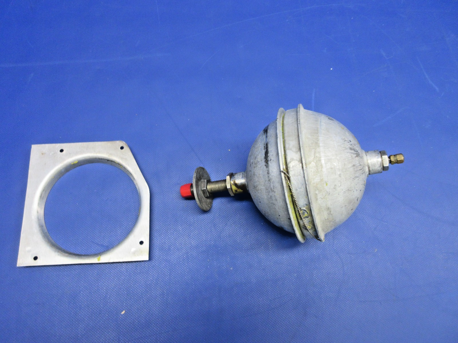 Beech 58 Baron Propeller Governor Accumulator P/N 96-960011-13 (0326-778)1