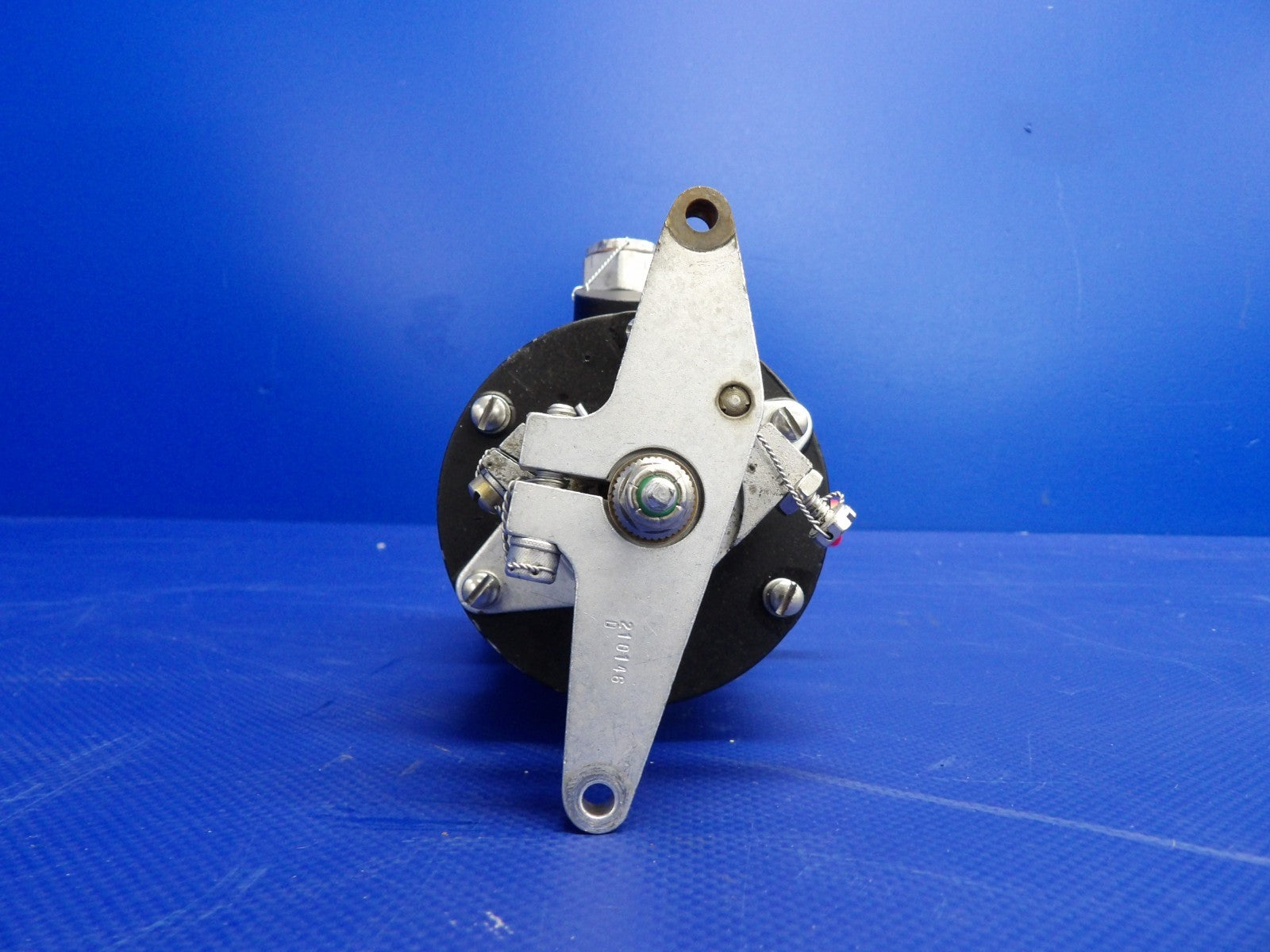 Beech D95A Travel Air Woodward 210360 Propeller Governor CORE (0326-767)6