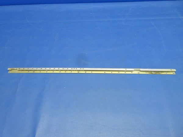 Cessna 180 / 180K Seat Rail OTBD LH P/N 0711693-11 (0624-2007)